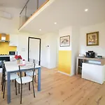 Porta Romana New Apartment Free Parking